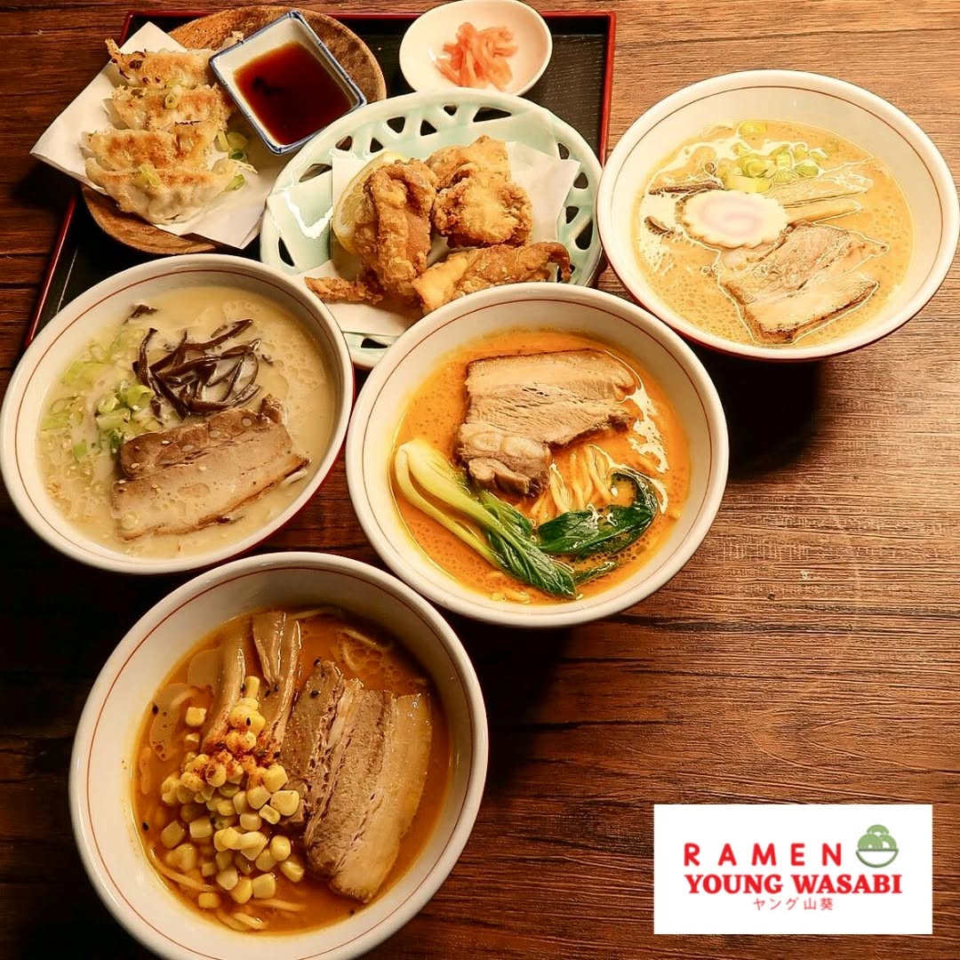 Ramen set with gyoza and karaage
